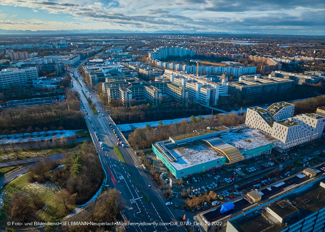 22.12.2022 - Plettzentrum - Rentenversicherung - Ständlerstraße in Neuperlach